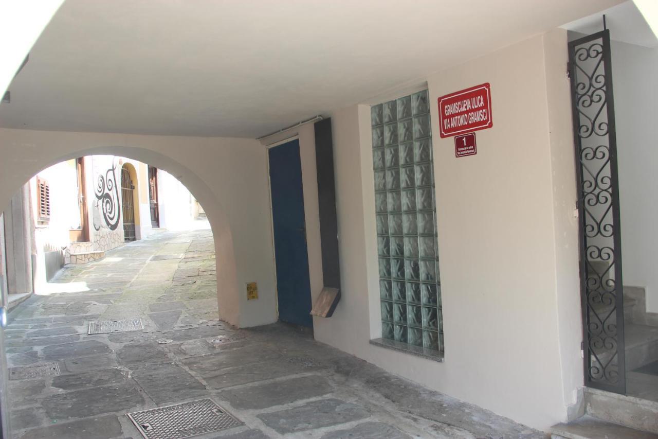 Lighthouse.Izola Apartamento Exterior foto