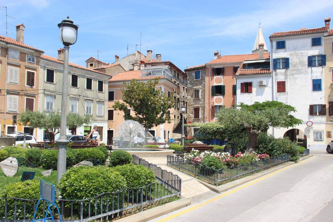Lighthouse.Izola Apartamento Exterior foto